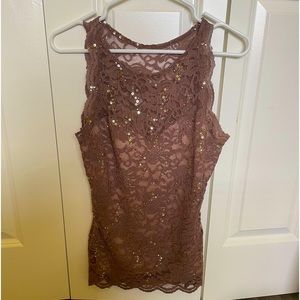 Boston Proper XS elegant top to wear with jeans. Very good loved condition Mocha